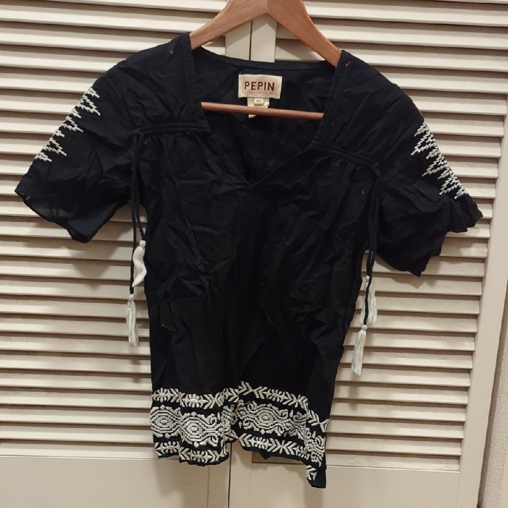 Pepin Black and White Women's Top